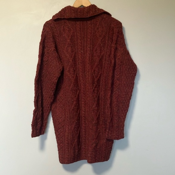 Kilronan Knitwear Wool Made in Ireland Cable Knit Sweater Cardigan in Burgundy - Picture 7 of 7